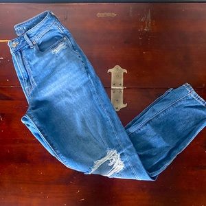 Stretch AE mom jeans
